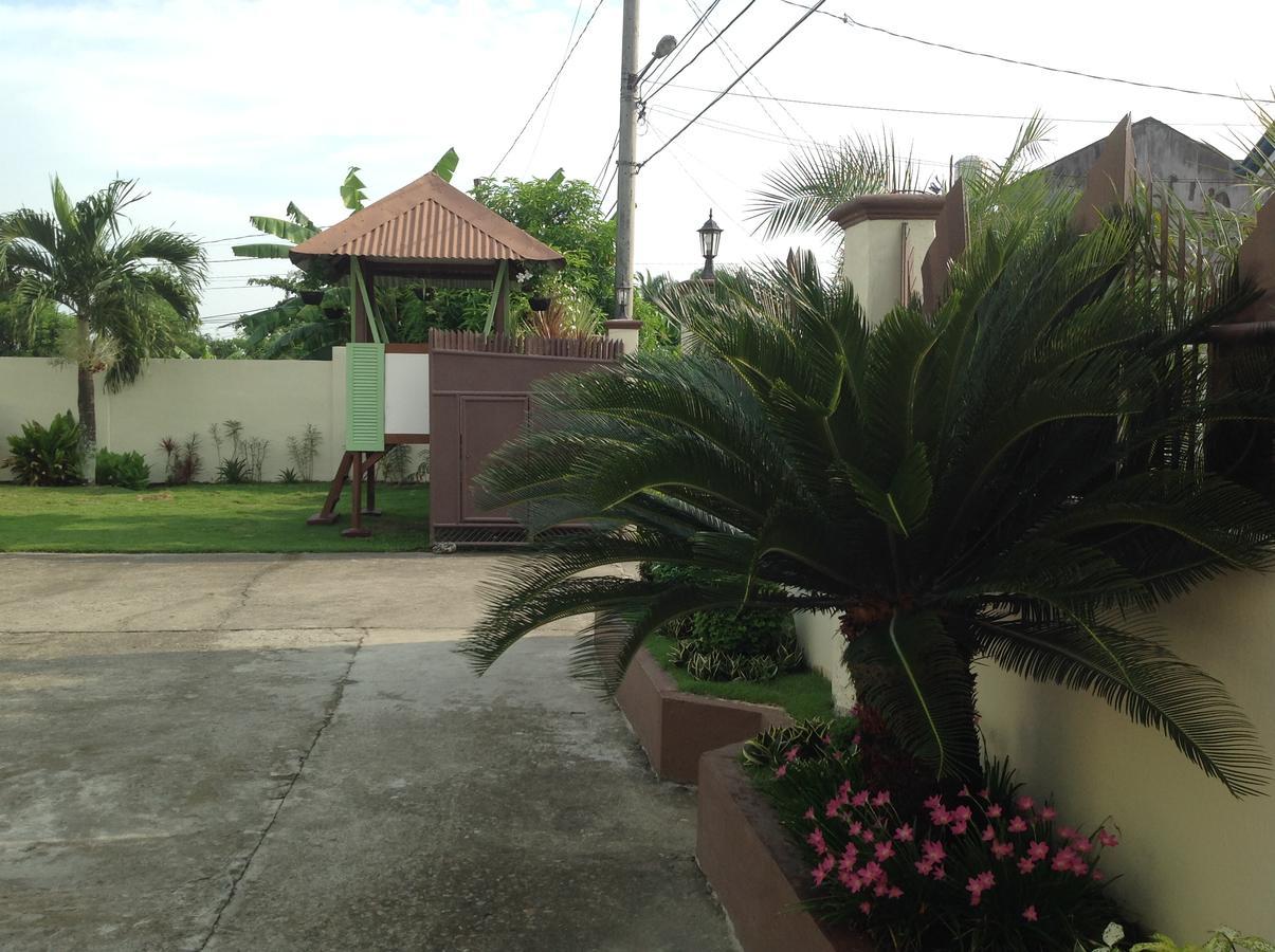 Danel Pensionne House Tacloban Eksteriør bilde