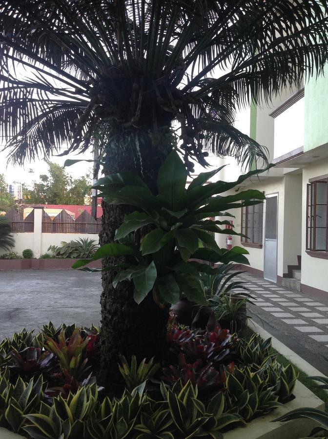 Danel Pensionne House Tacloban Eksteriør bilde