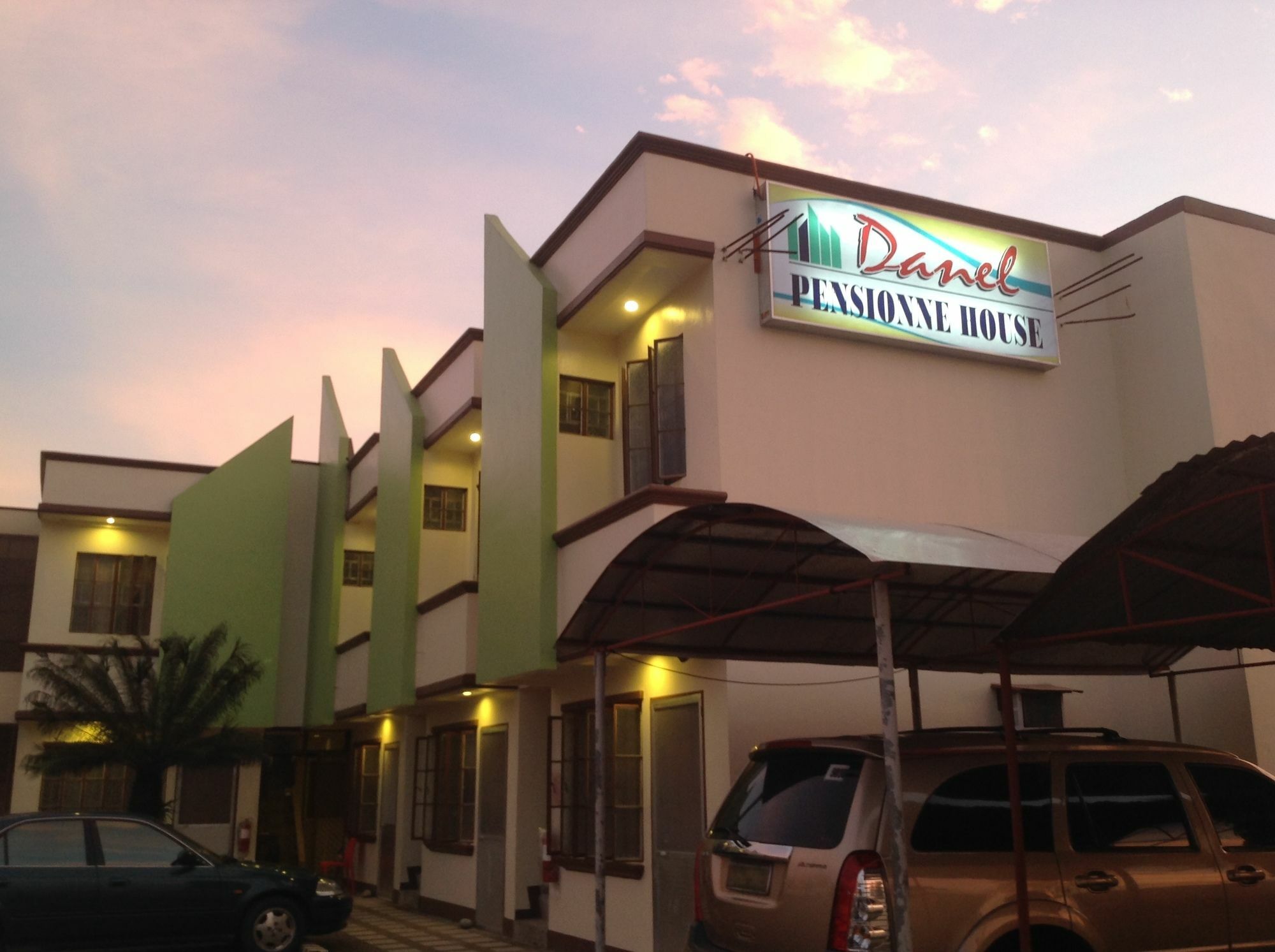 Danel Pensionne House Tacloban Eksteriør bilde
